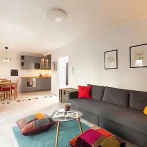 https://apartment-paha-paha.primorje-gorskikotar.com